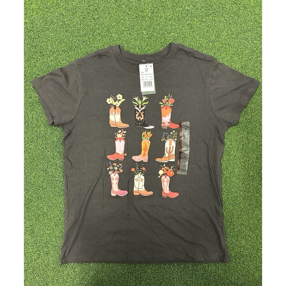 Doe Women's Cowboy Desert Floral Planter Crew Neck Short Sleeve Shirt Size XS